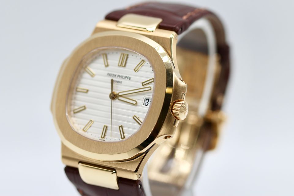 Patek Philippe Nautilus 5711J-001 Image 2